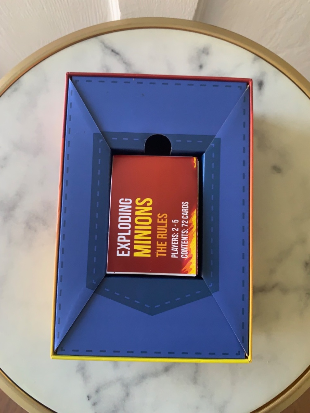 Exploding Minions Card Game Exploding Kittens - Picture 4 of 7